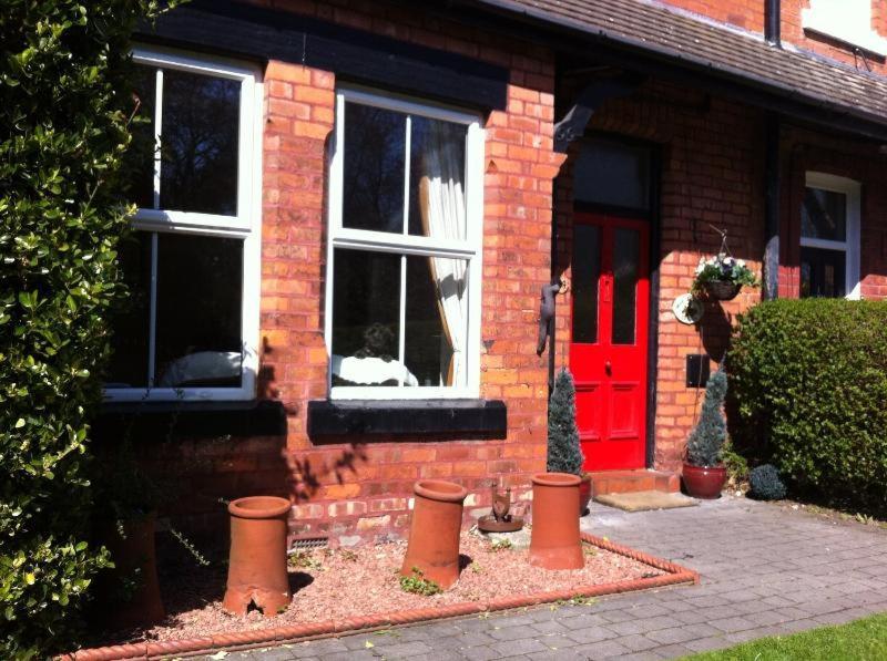 Formby Guest House Exterior foto
